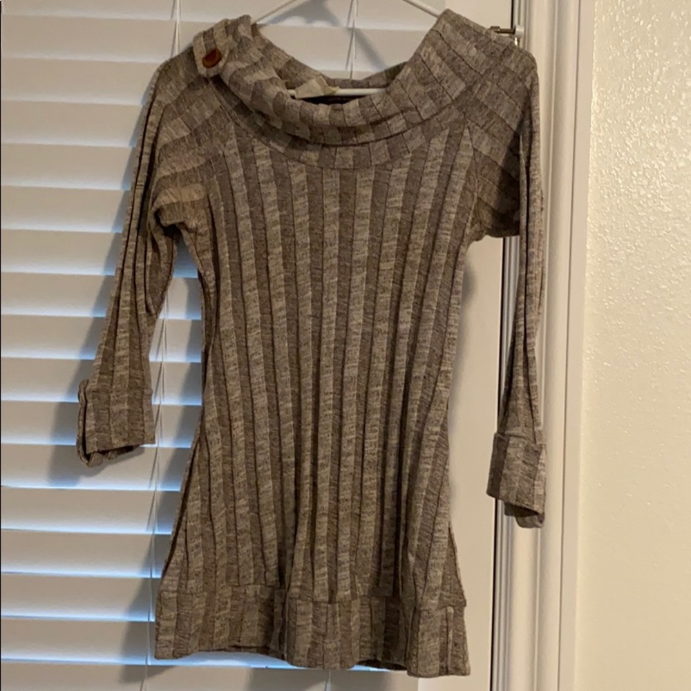 Brown sweater
